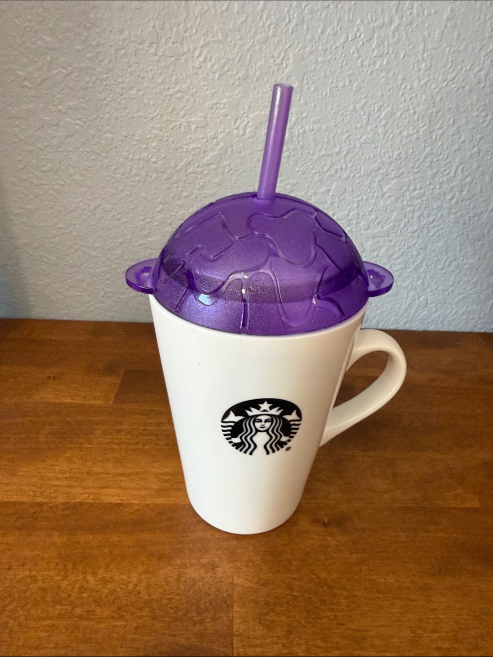 Starbucks White Mug with Purple Dome Lid and Straw